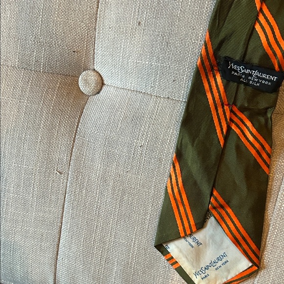 Vintage YSL Yves Saint Laurent Men’s Green/Orange Minimalist Striped Neck Tie - Picture 4 of 5